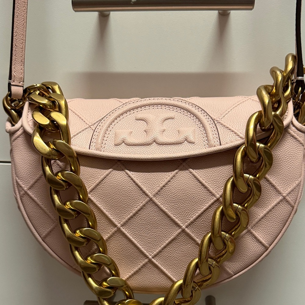 TORY BURCH with Gold Chain and strap Brand new